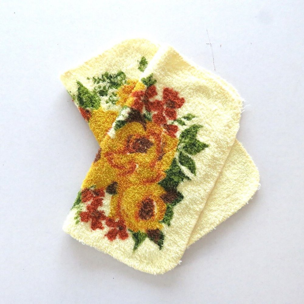 Vintage floral Cannon washcloth bathroom kitchen set, Made in USA